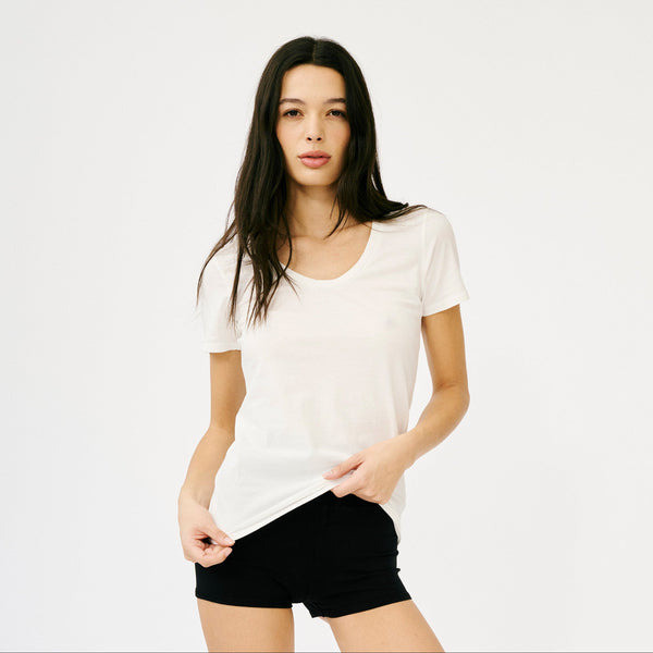 トップス CREW NECK TEE KATHARINE Swoop Neck Tee – GROCERIES
