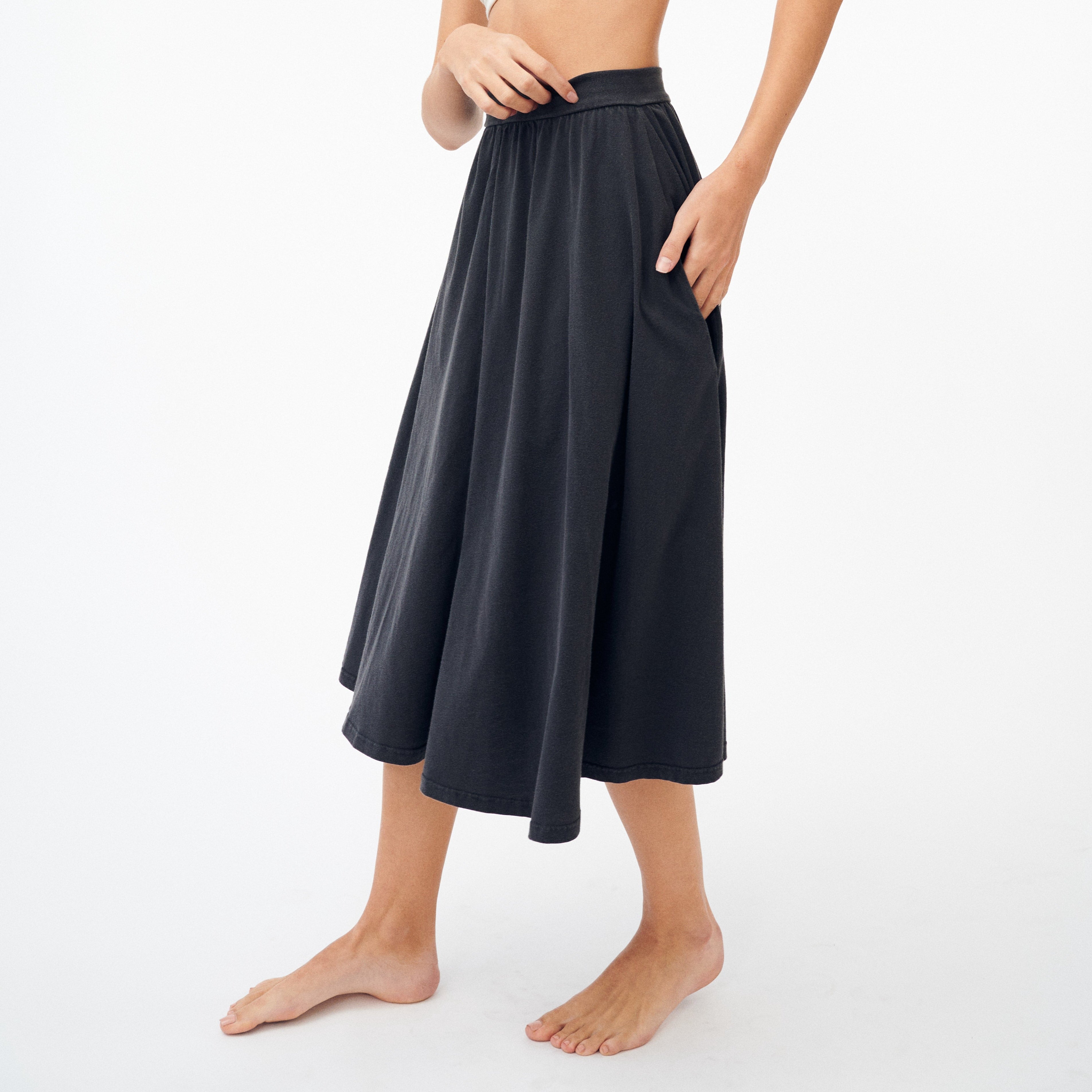 Madison Midi Skirt w/ Pockets – GROCERIES