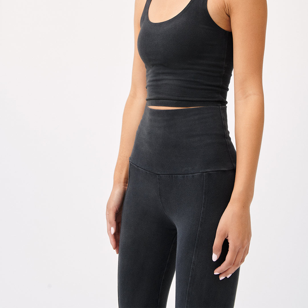 Women's leggings with a gathered seam   - Women's and men's  clothing and accessories at affordable prices.